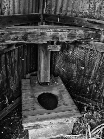 Outhouse Brown Canyon Ranch (BW2)