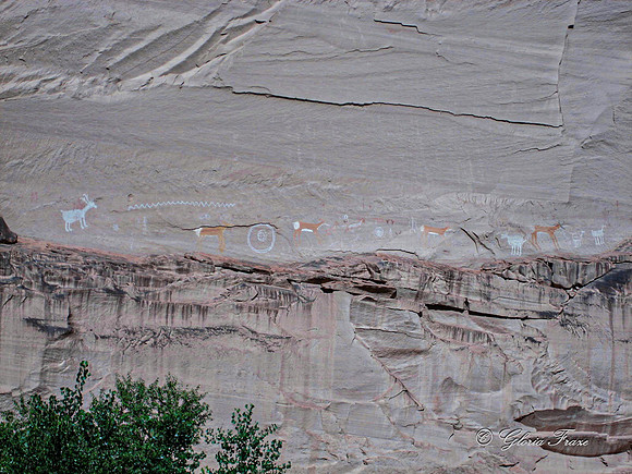 Antelope House Ruin, Pictographs 1-4